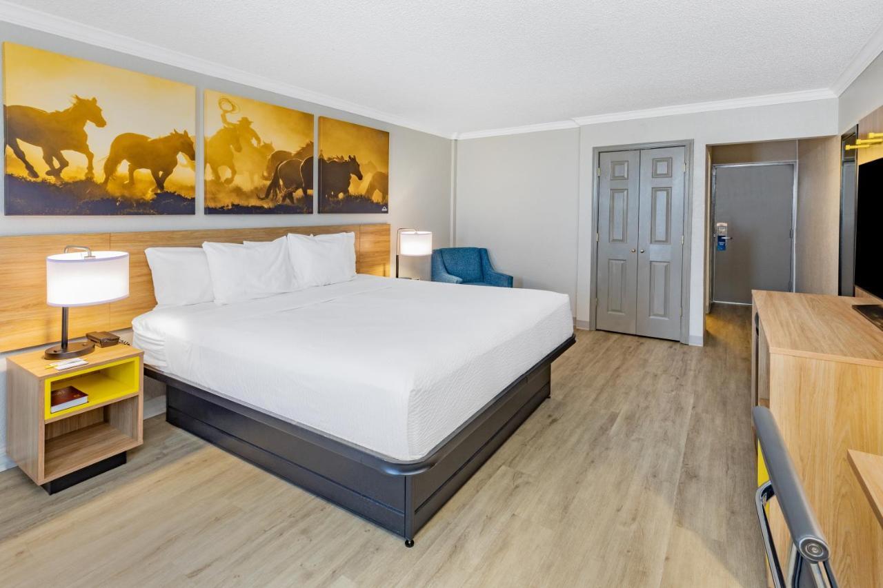 Days Inn By Wyndham Del Rio Eksteriør bilde